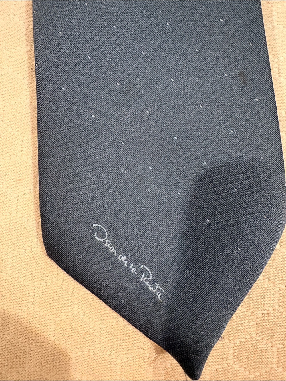 Oscar de la Renta Tie with Tiny Dot Texture